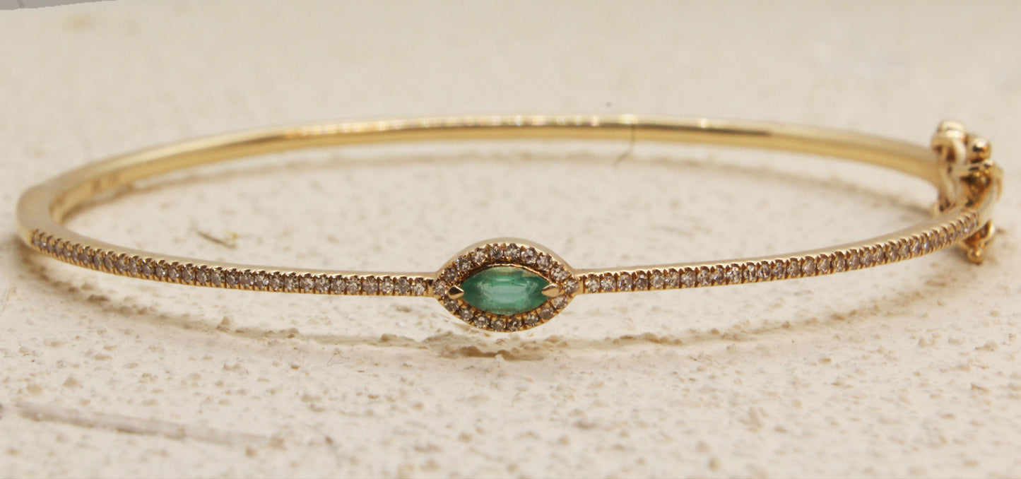 Emmi Bangle